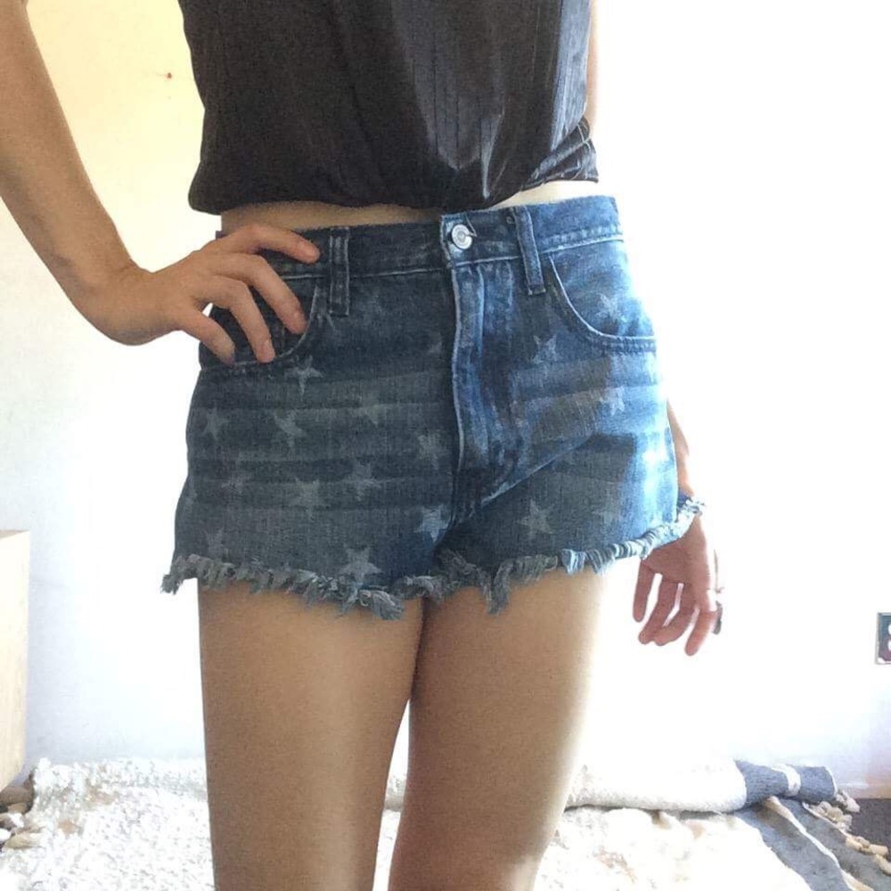 Hollister Star High Waist Jean Shorts Size 5 / 27 - Picture 3 of 4